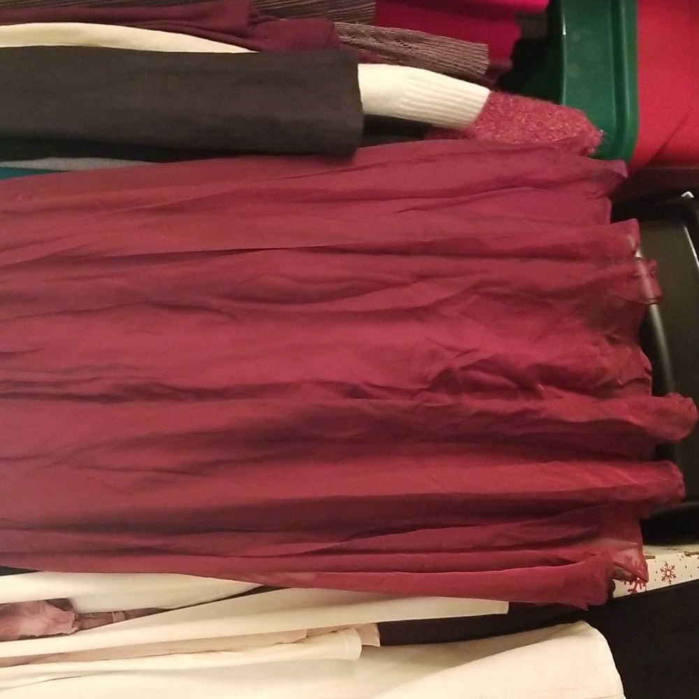 Dress - Picture 2 of 4